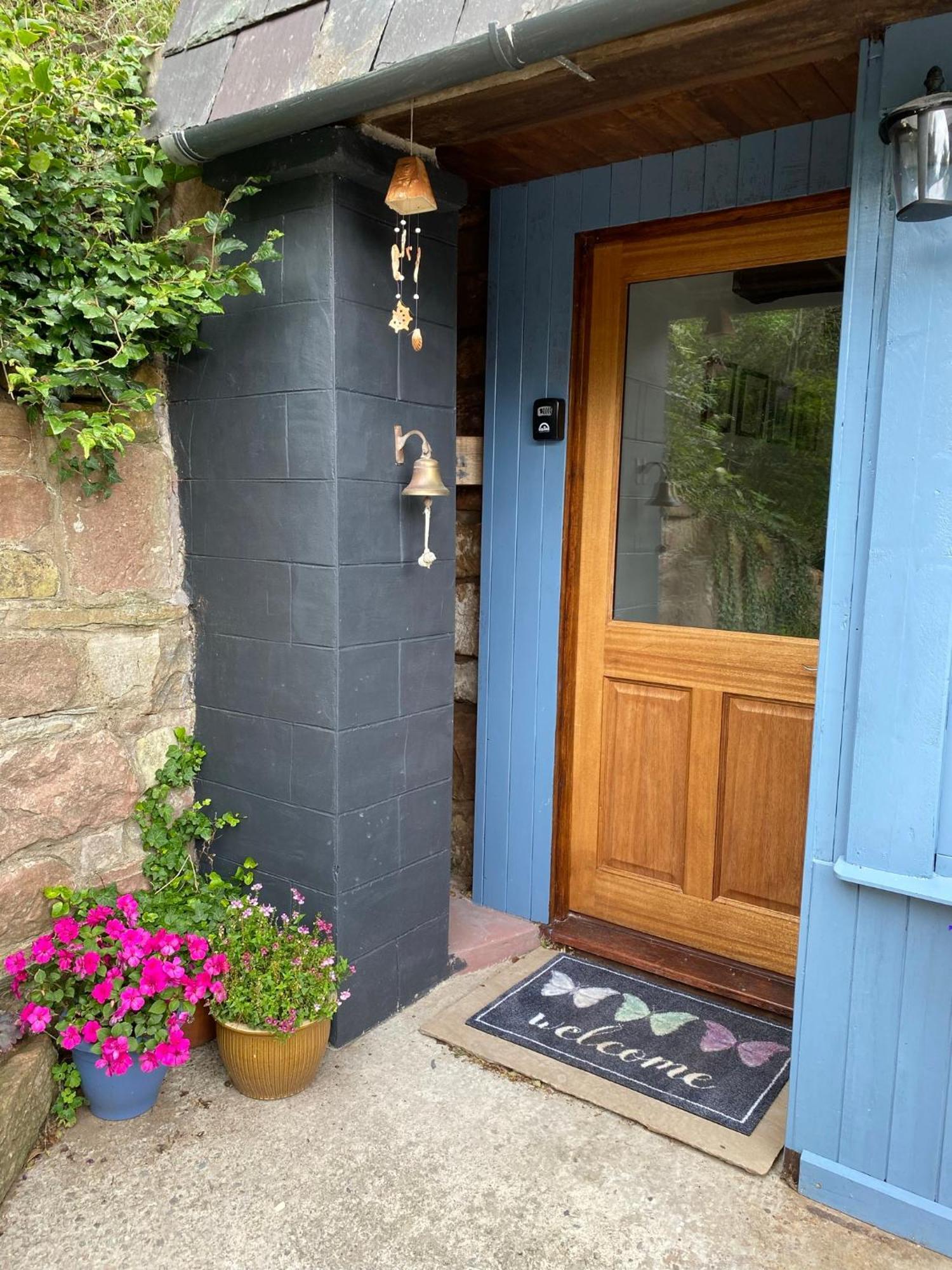 포트로즈 Cosy Coastal Hideaway With Incredible Sea Views 아파트 외부 사진